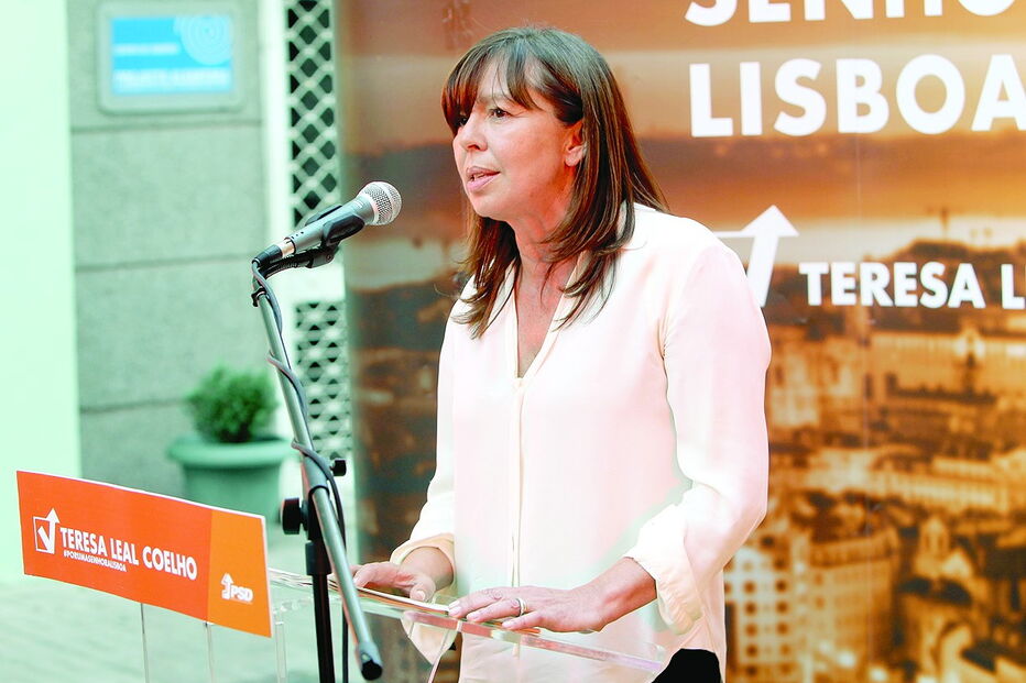Teresa Leal Coelho foi surpreendida por este momento de tensão, mas apresentou o seu programa eleitoral para Lisboa