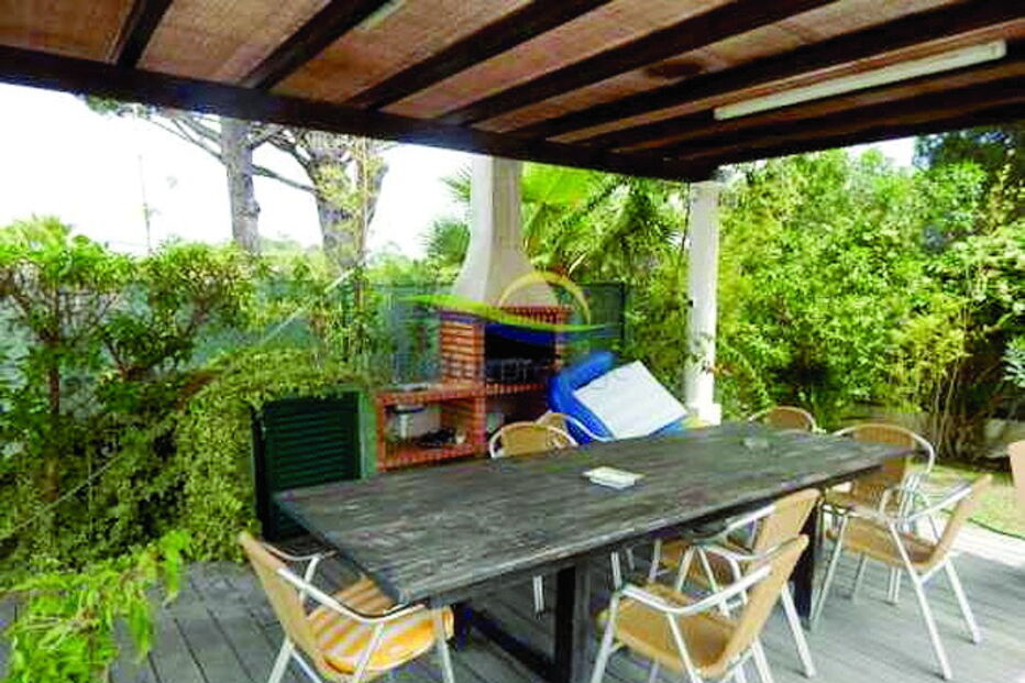 Casa de Tony Carreira à venda por 1,1 milhões de euros