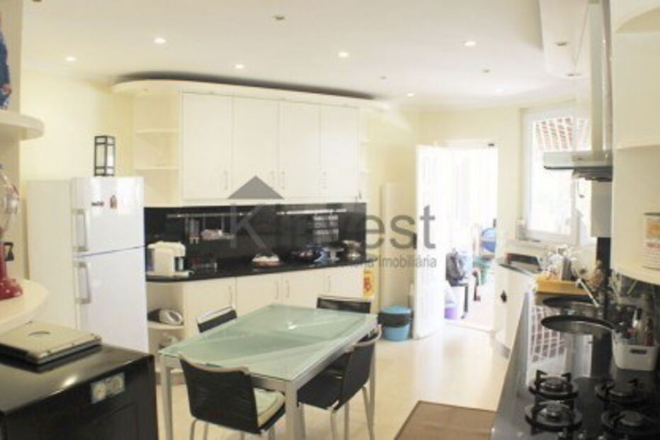 Conheça a casa de Tony Carreira na Charneca de Caparica