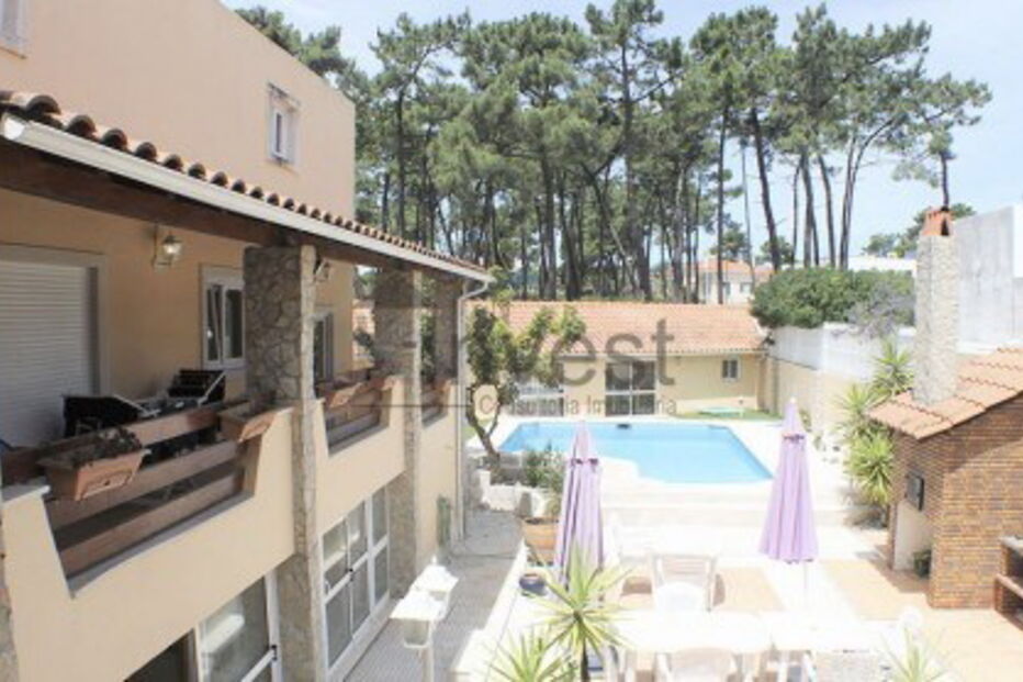 Conheça a casa de Tony Carreira na Charneca de Caparica