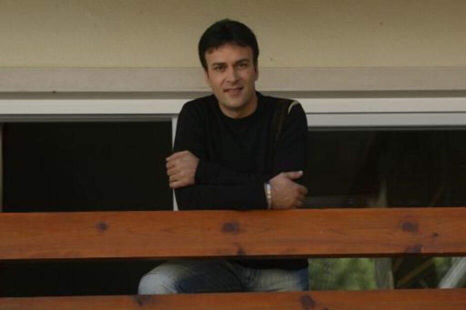 Conheça a casa de Tony Carreira na Charneca de Caparica