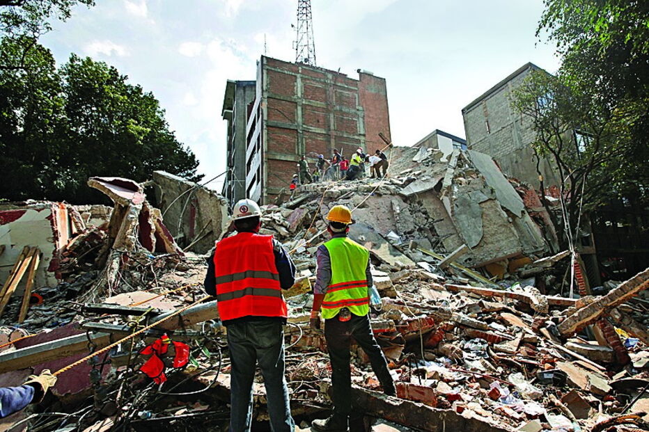 Corrida contra o tempo no meio dos escombros do sismo no México