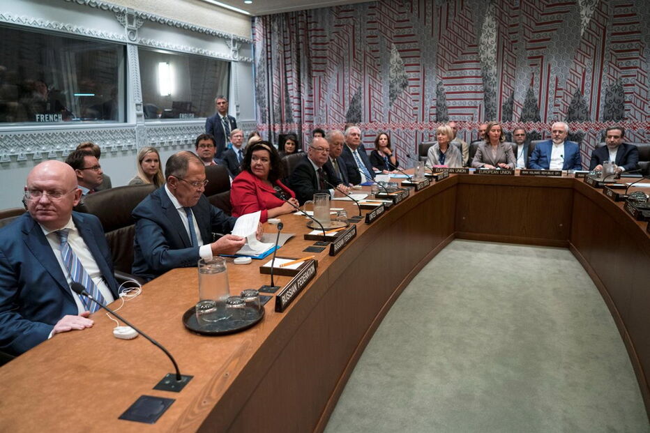 Representantes dos países que assinaram acordo nuclear com o Irão reuniram-se em Nova Iorque