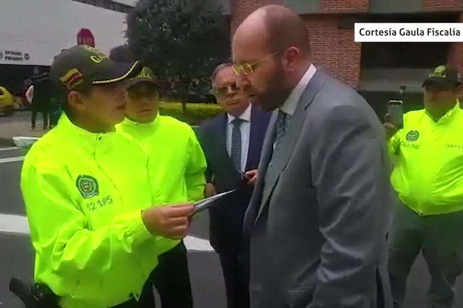 O momento em que o empresário Pedro Coelho é detido na Colômbia