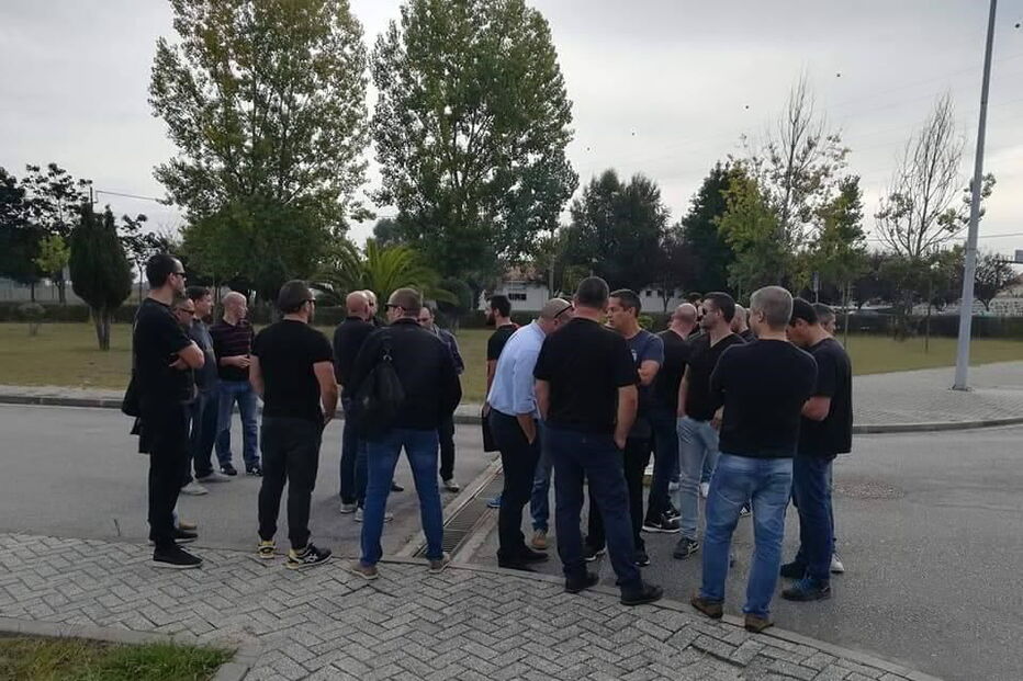 Guardas prisionais em protesto 