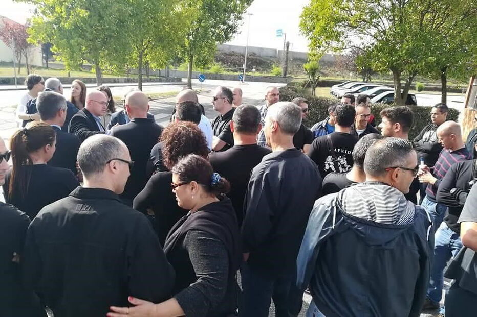 Guardas prisionais em protesto 