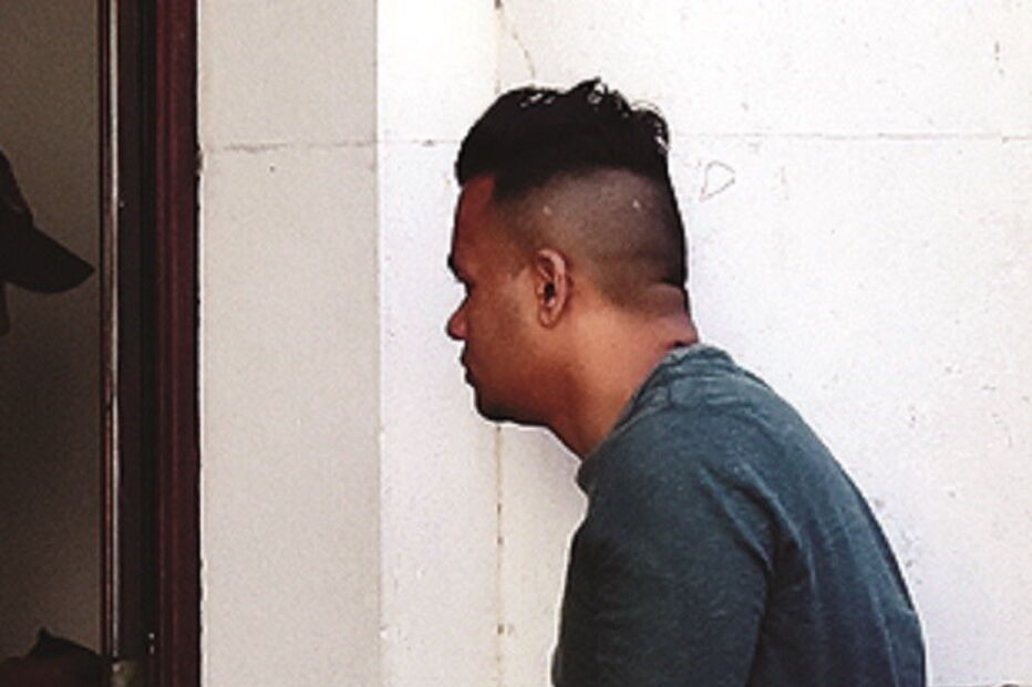 Upendra Raj Paudel à chegada ao tribunal 