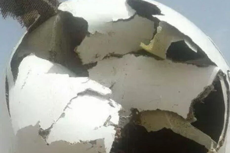 Imagens do avião acidentado da Badr Airlines