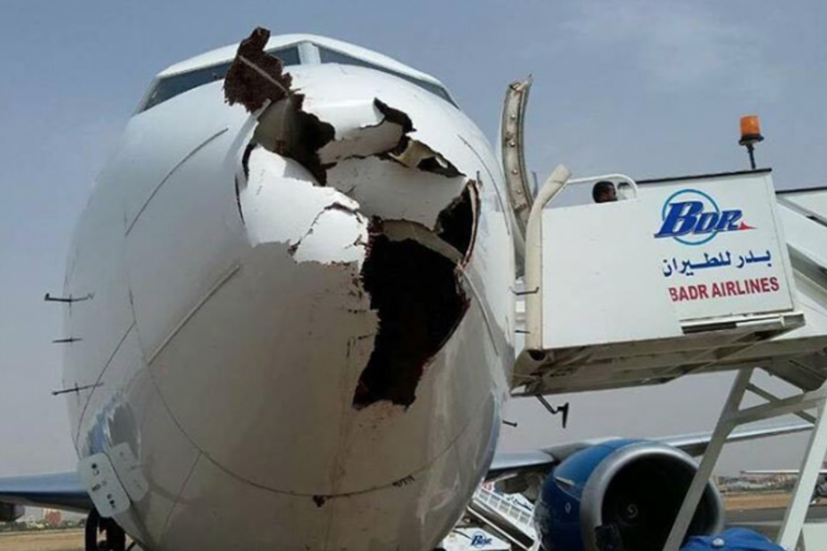 Imagens do avião acidentado da Badr Airlines