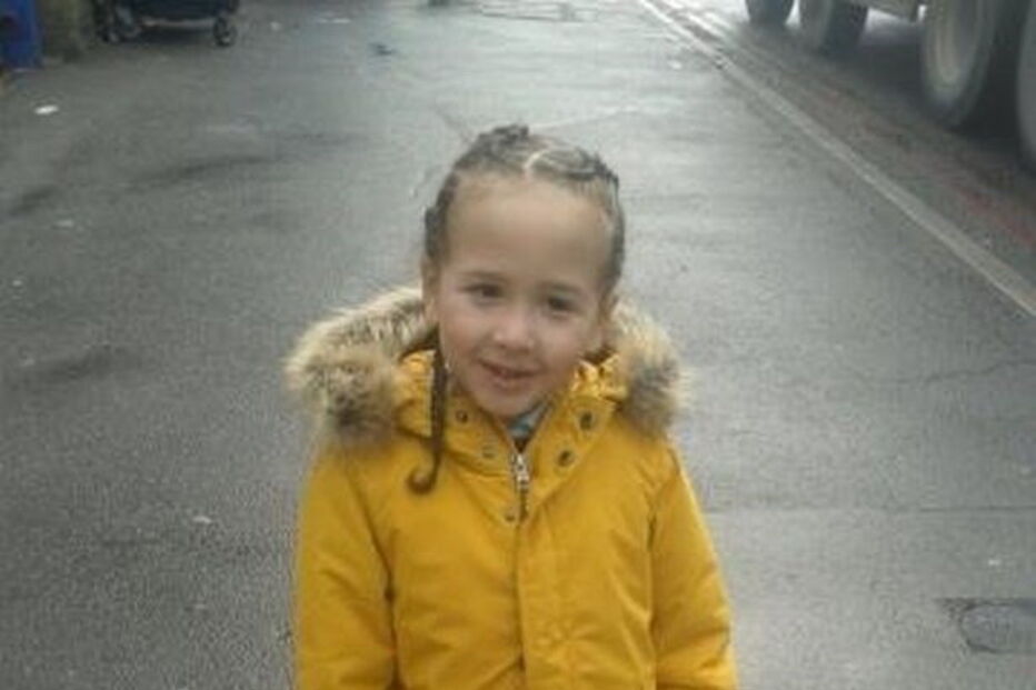 Criança é morta depois de perder um sapato