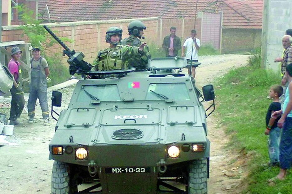 Esteve em missão na Bósnia   