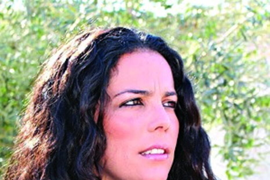 Samil, Instituto Piaget de Macedo de Cavaleiros, PSD, Bragança, PS, Sílvia Marisa Bento, Telmo Malhão, enfermeiro, Carlos Martiniano, política, autoridades locais, questões sociais