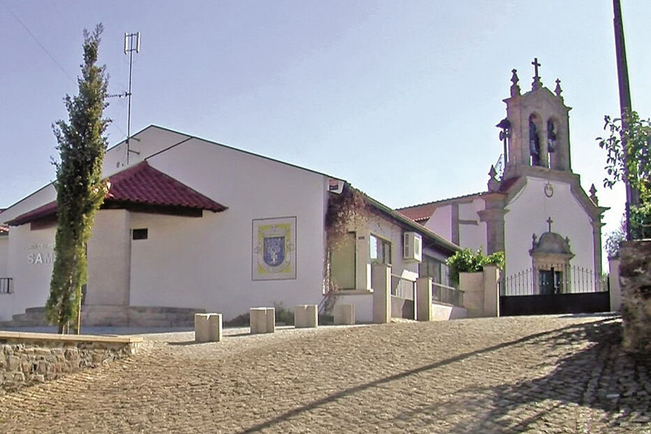 Samil, Instituto Piaget de Macedo de Cavaleiros, PSD, Bragança, PS, Sílvia Marisa Bento, Telmo Malhão, enfermeiro, Carlos Martiniano, política, autoridades locais, questões sociais