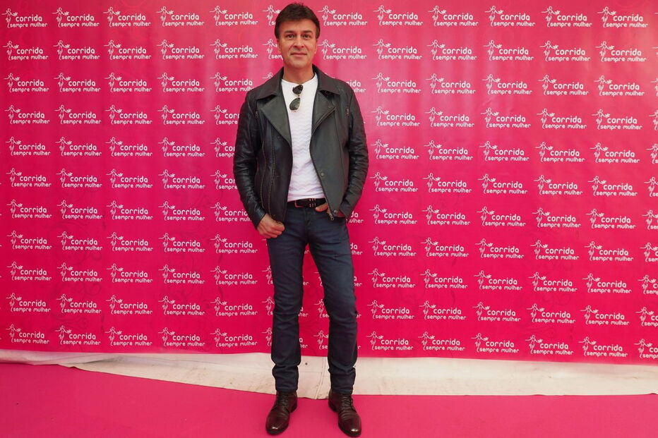 Tony Carreira tem sido apoiado pela família