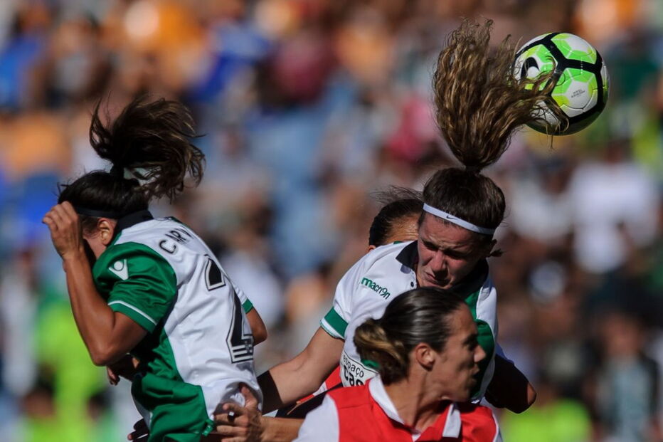 Equipas femininas do Sporting e do Braga defrontaram-se na supertaça em setembro de 2017