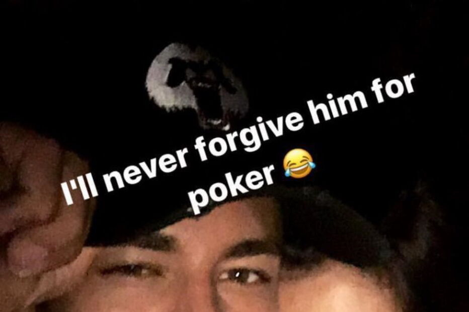 Neymar tem surgido cúmplice de Sara Sampaio