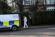 Sinead Connett teve o bebé e depois atirou-o para o esgoto em casa dos pais