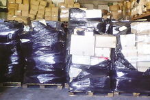 Roupa apreendida pela GNR em Fiães