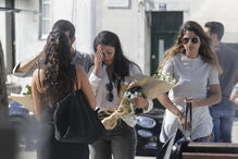 Sofia Ribeiro no último adeus ao pai