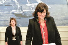 Ministra Constança Urbano de Sousa entrou em rota de colisão com Luísa Maia Gonçalves, agora demitida do SEF  