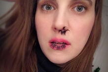 Bloggers de moda e gurus de beleza aderem à moda das extensões de pêlos do nariz