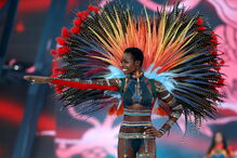 Maria Borges é um dos 'anjos' da Victoria's Secret