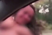 Turista filmada em topless morreu ao bater com a cabeça num poste de iluminação