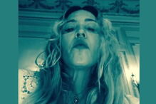 Madonna publicou vídeo bem humorado no Faceboook