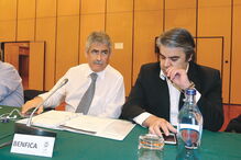 Luís Filipe Vieira, presidente do Benfica, e Paulo Gonçalves, assessor jurídico da SAD, aparecem nos mails 