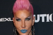 Transexual gasta 800 mil euros para ficar igual à Barbie