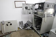 Grupo faz explodir caixa multibanco nas instalações da Junta de Freguesia de Maçussa ,na Azambuja