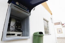 Grupo faz explodir caixa multibanco nas instalações da Junta de Freguesia de Maçussa ,na Azambuja