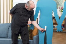 Ant fala sem pudores do tamanho do seu pénis e isso já lhe valeu emprego na área da publicidade