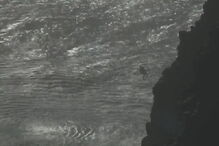  Helicóptero Merlin da Força Aérea em operação de resgate em Aljezur