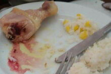 Escola de Oeiras serviu frango cru às crianças