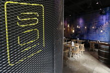 soi, sushi café, restaurante, comida, gastronomia, ásia, chinês, japonês, Cais do Sodré, rua da moeda