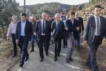 Marcelo Rebelo de Sousa conforta as vítimas dos incêndios de 15 de outubro 