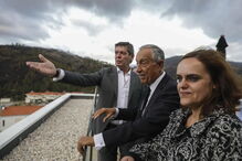 Marcelo Rebelo de Sousa conforta as vítimas dos incêndios de 15 de outubro 