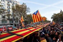 Madrid, Catalunha, Espanha, Mariano Rajoy, Carles Puigdemont