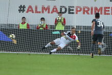Jonas abre o marcador na Vila das Aves de Penalti