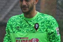 Jogador expulso por urinar em campo