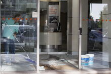 Assaltantes deixaram para trás rasto de destruição