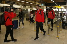 Partida do Benfica no Aeroporto Humberto Delgado, em direção a Inglaterra