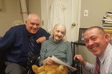 Mulher encontrada com vida 42 anos depois