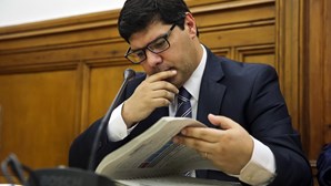 PS quer autorizar eutanásia e reapresenta projeto para responder a veto de Marcelo