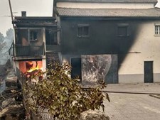 Incêndio em Oliveira do Hospital atingiu casas