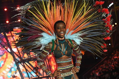 Maria Borges é um dos 'anjos' da Victoria's Secret