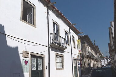 Instituição localizada no centro de Viana do Castelo acolhe mais de 40 crianças e jovens em risco de exclusão social 