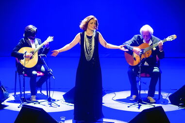 Katia Guerreiro é uma das artistas que atua amanhã na 9ª Gala da Rádio Sim, que se realiza no Coliseu de Lisboa