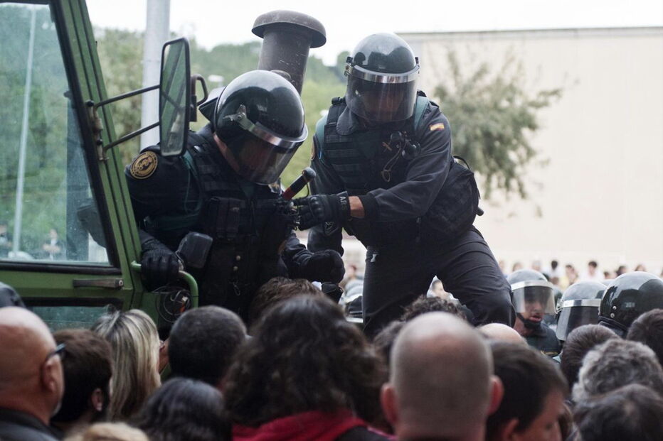 As imagens que marcam o referendo na Catalunha